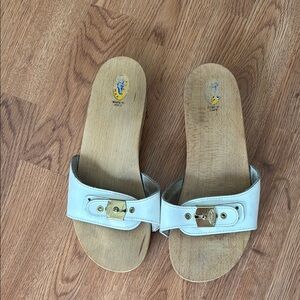 Dr Scholl's. The original wood snd leather.Fabulous sandals..